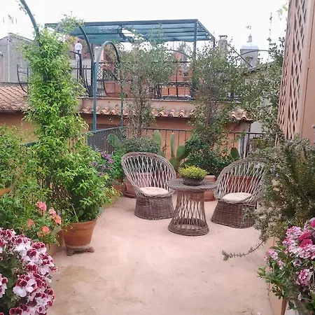 Casa Giulia Roma